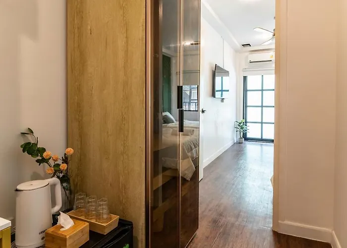 Ren Asoke L 4 People 2 Bed L 5 Min Bts&mrt Sukhumvit 3* Bangkok